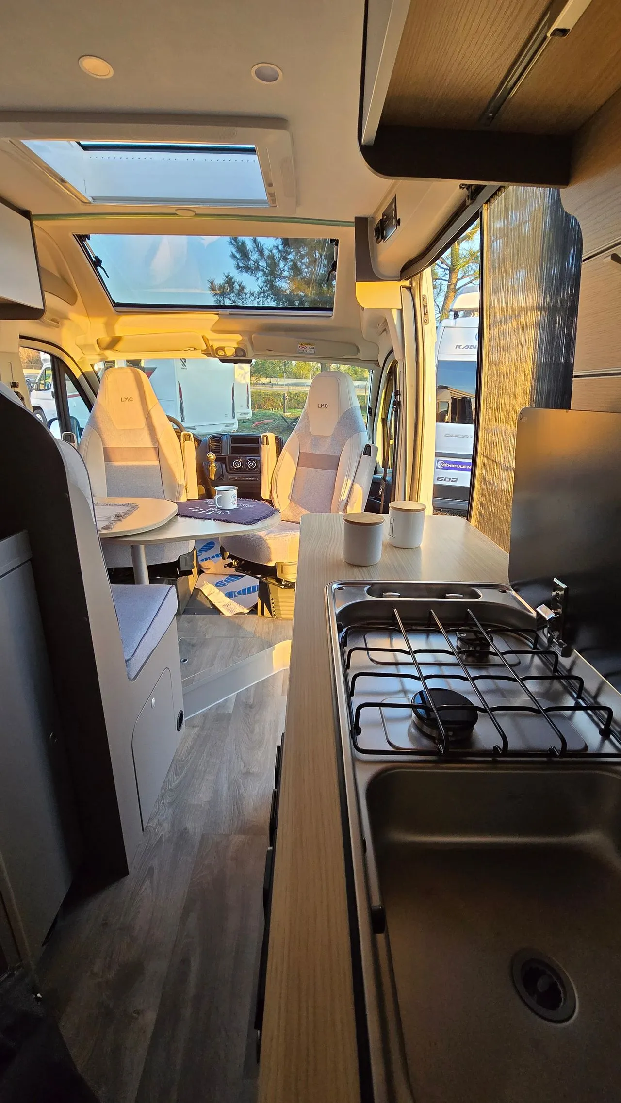 Fourgon aménagé - LMC - 600 INNOVAN - 2025