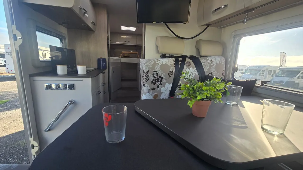 SLIM NEXXO VAN
