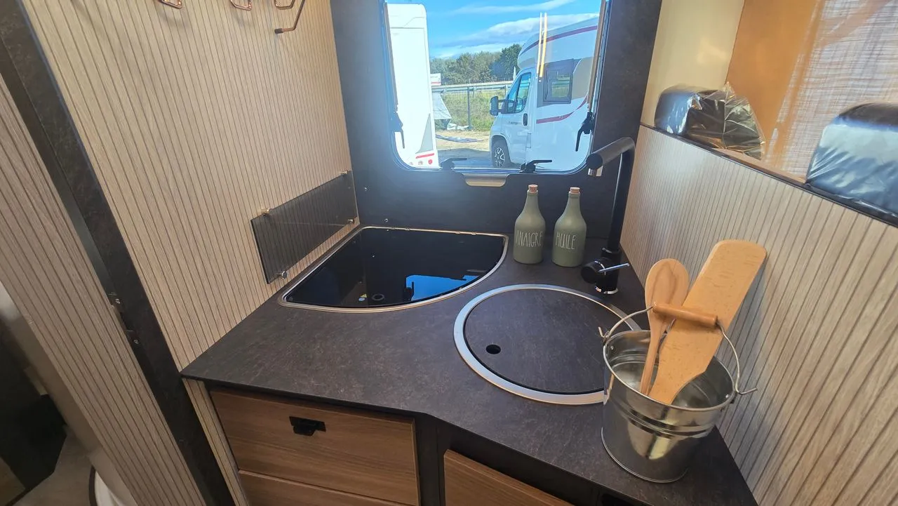 Camping-car - Rimor - SARUS68 - 2026