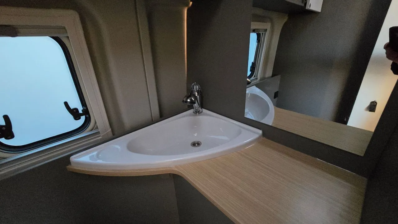 Fourgon aménagé - LMC - 600 - 2025