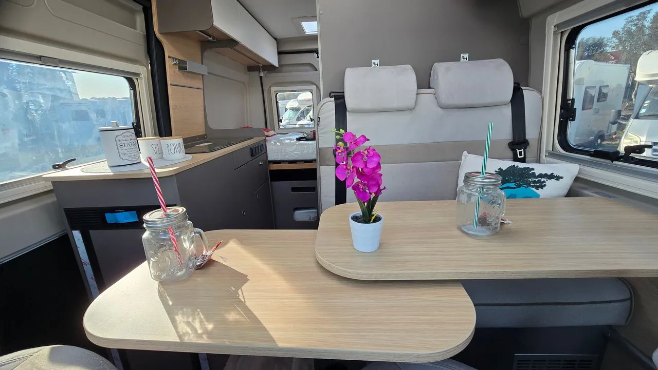 Fourgon aménagé - LMC - groupe HYMER 541 - 2025