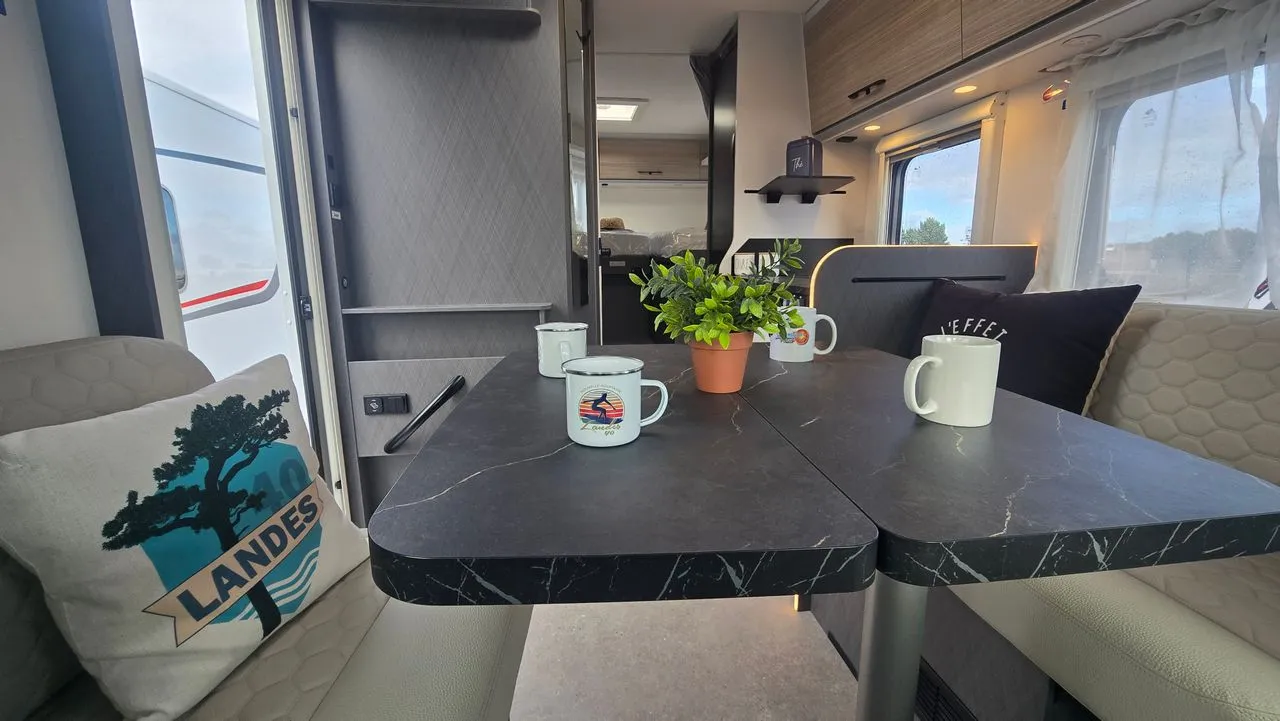 Camping-car - Etrusco - SLIM COMPACT lit jumeaux boite auto - 2026