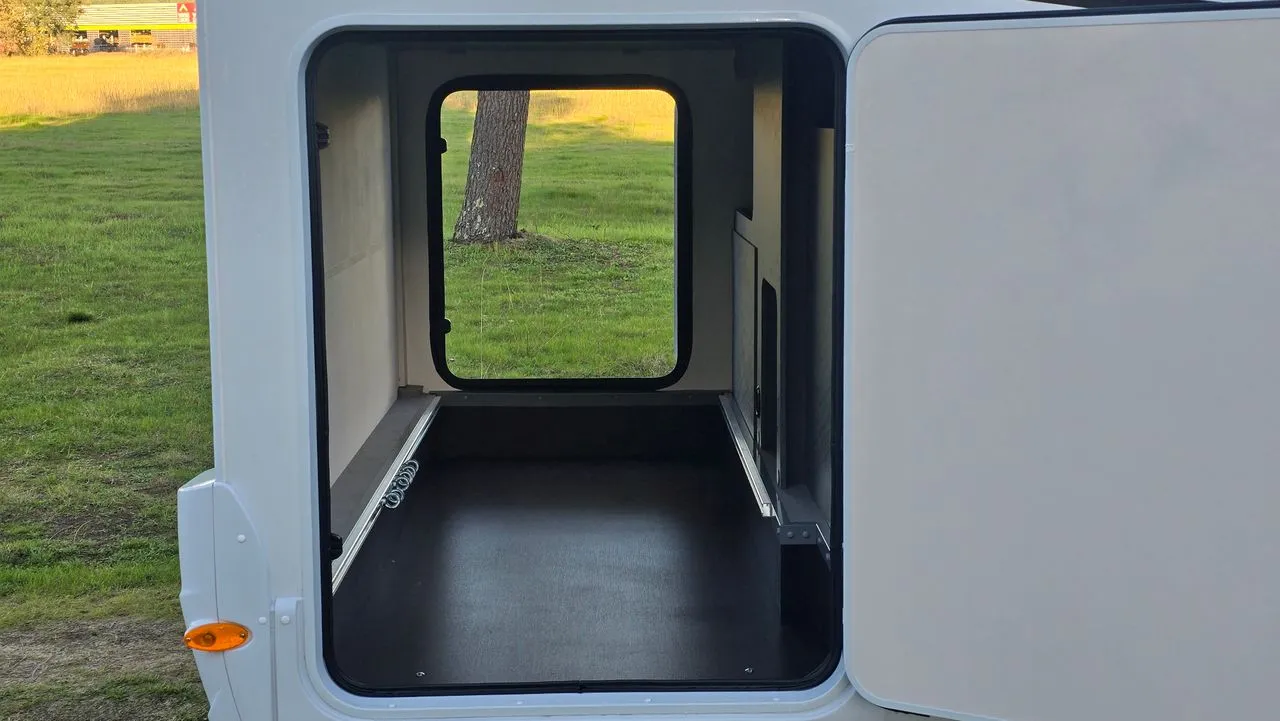 Camping-car - Etrusco - SLIM COMPACT lit jumeaux boite auto - 2026