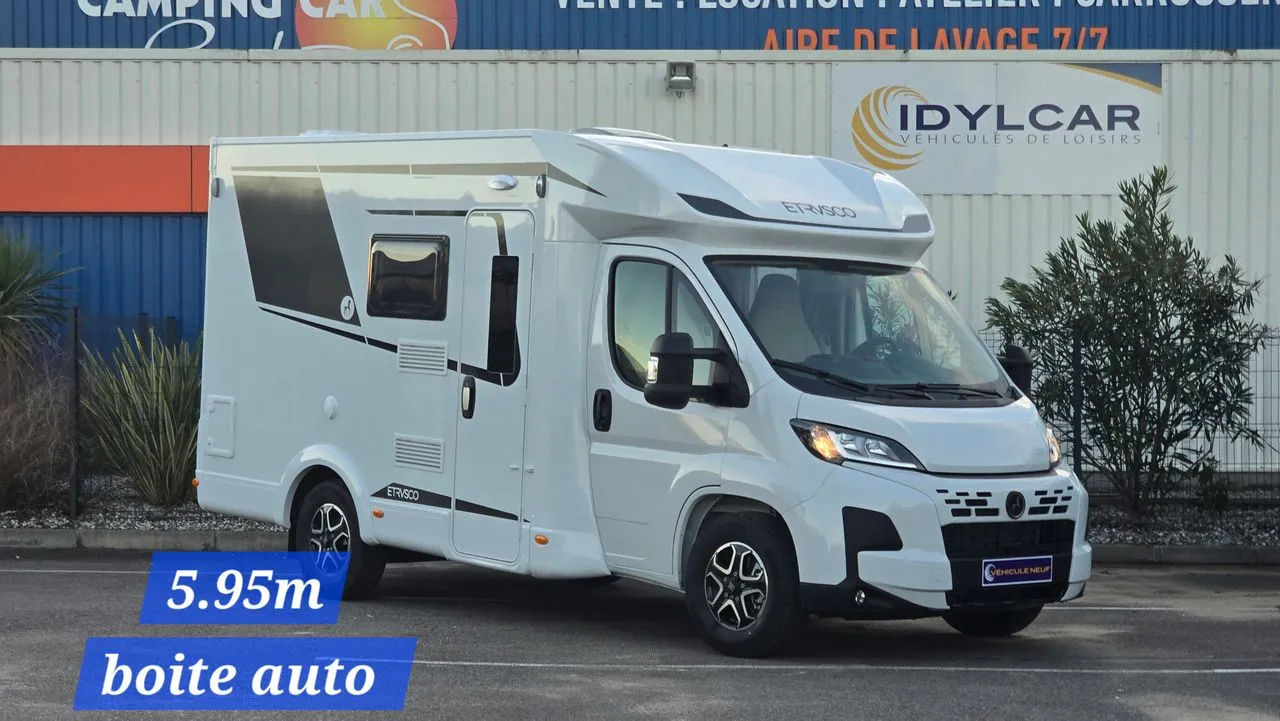 T5900FB  lit française/pavillon