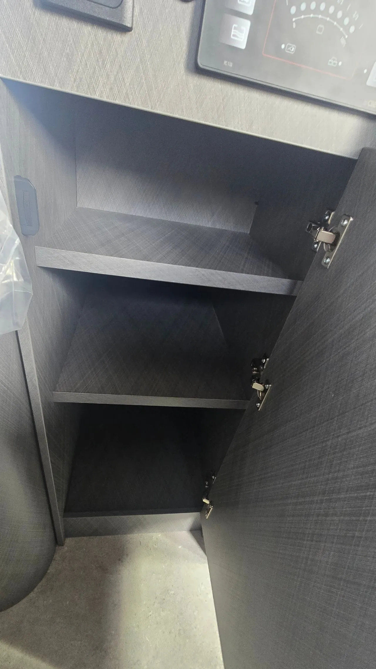 Camping-car - Etrusco - T5900FB lit française/pavillon - 2026