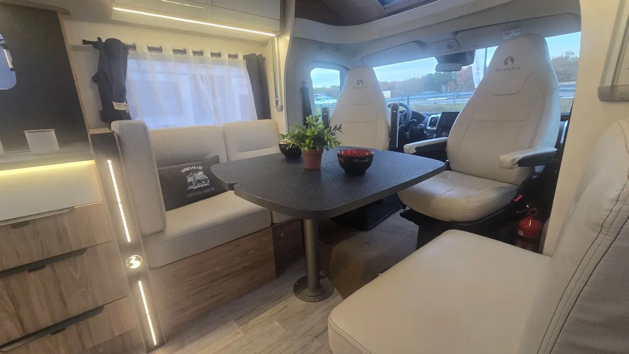 T746 lit central/pavillon