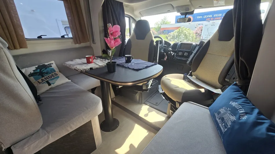 Camping-car - Rimor - SARUS 68 - 2025