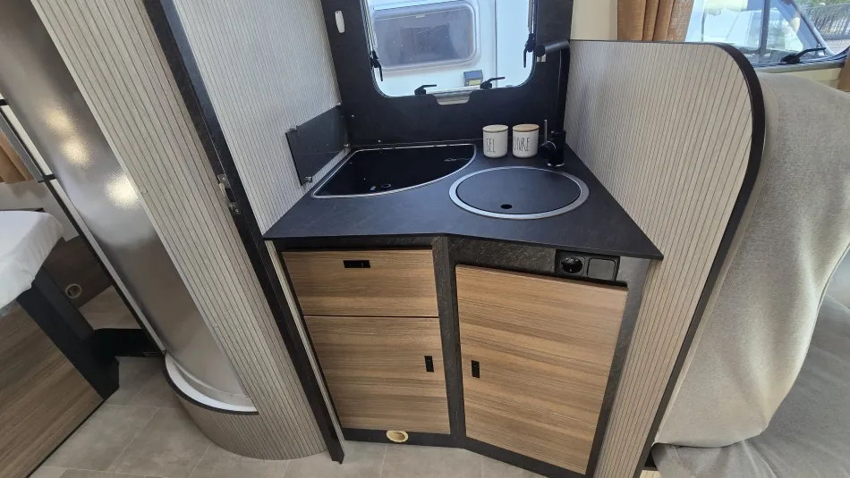 Camping-car - Rimor - SARUS 68 - 2025