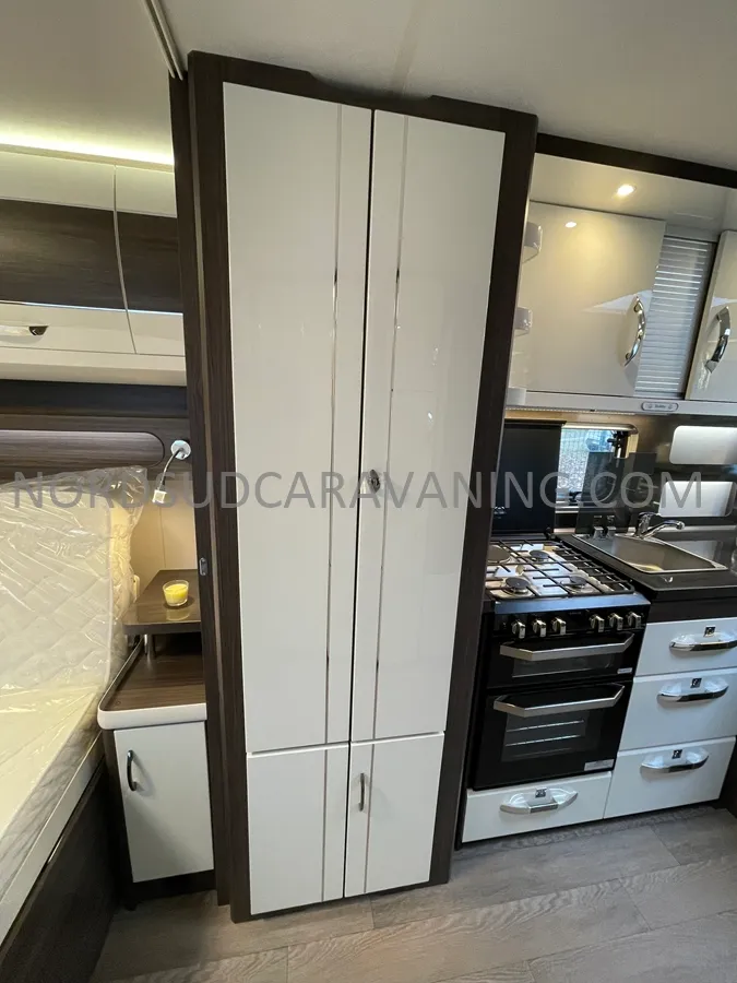 Caravane - Hobby - 720 WQC Prestige - 2025