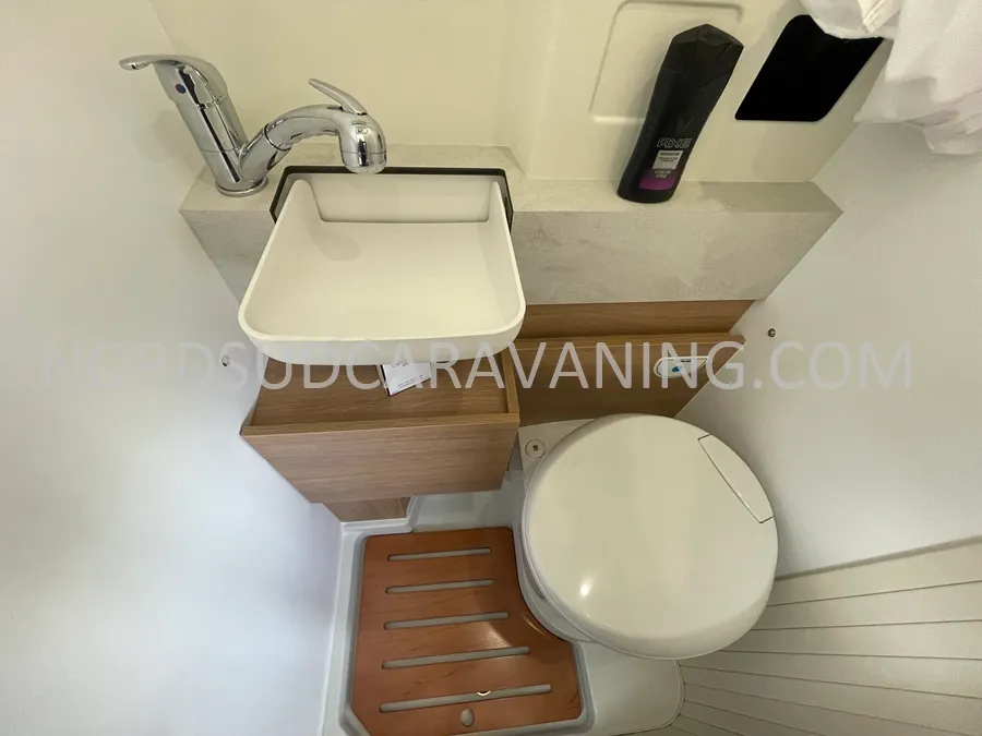 Fourgon aménagé - Giottiline - GIOTTIVAN 54T Première Edition - DESTOCKAGE - 2025