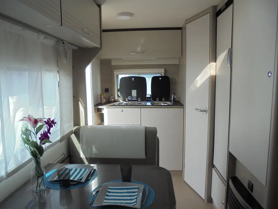 Caravane - Burstner - Premio Life 425 TS - 2025