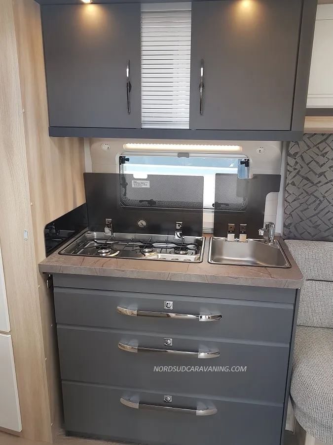Caravane - Hobby - 495 WFB De Luxe - DESTOCKAGE - 2024