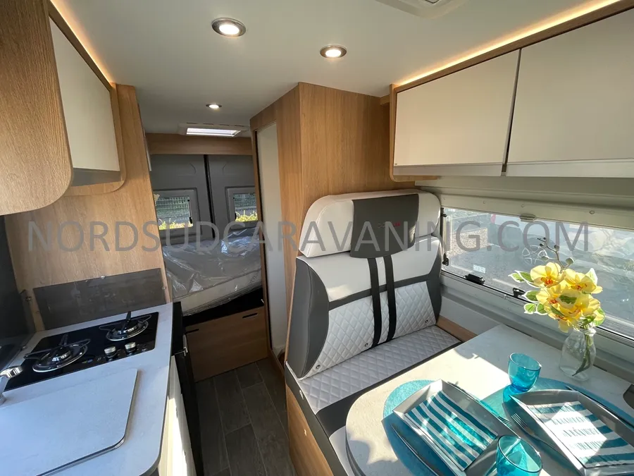 Fourgon aménagé - Giottiline - 54T 1ERE EDITION - BOITE AUTO - 2026