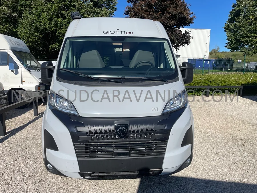 Fourgon aménagé - Giottiline - 54T 1ERE EDITION - BOITE AUTO - 2026
