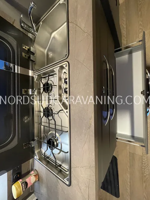 Caravane - Hobby - 545 KMF DE LUXE - 2026