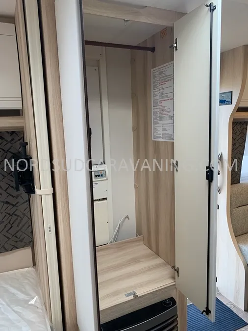 Caravane - Hobby - 460 UFE de Luxe - 2026