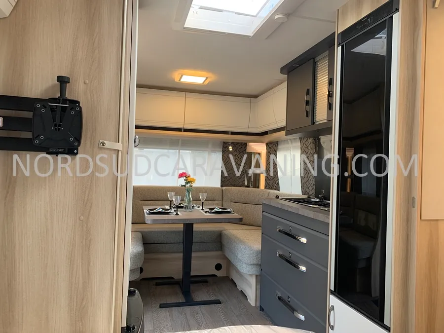 Caravane - Hobby - 460 UFE de Luxe - 2026