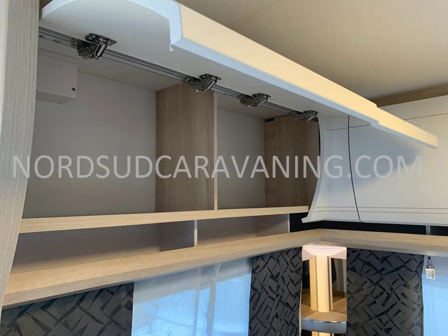 Caravane - Hobby - 460 UFE de Luxe - 2026