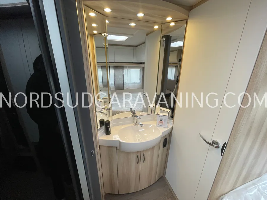 Caravane - Hobby - 460 UFE de Luxe - 2026