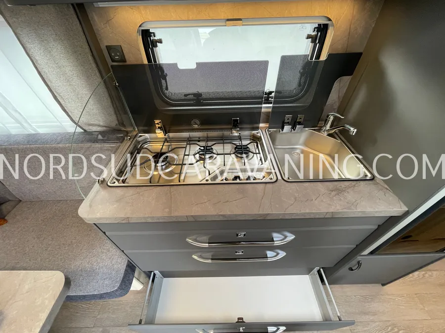 Caravane - Hobby - 460 UFE de Luxe - 2026