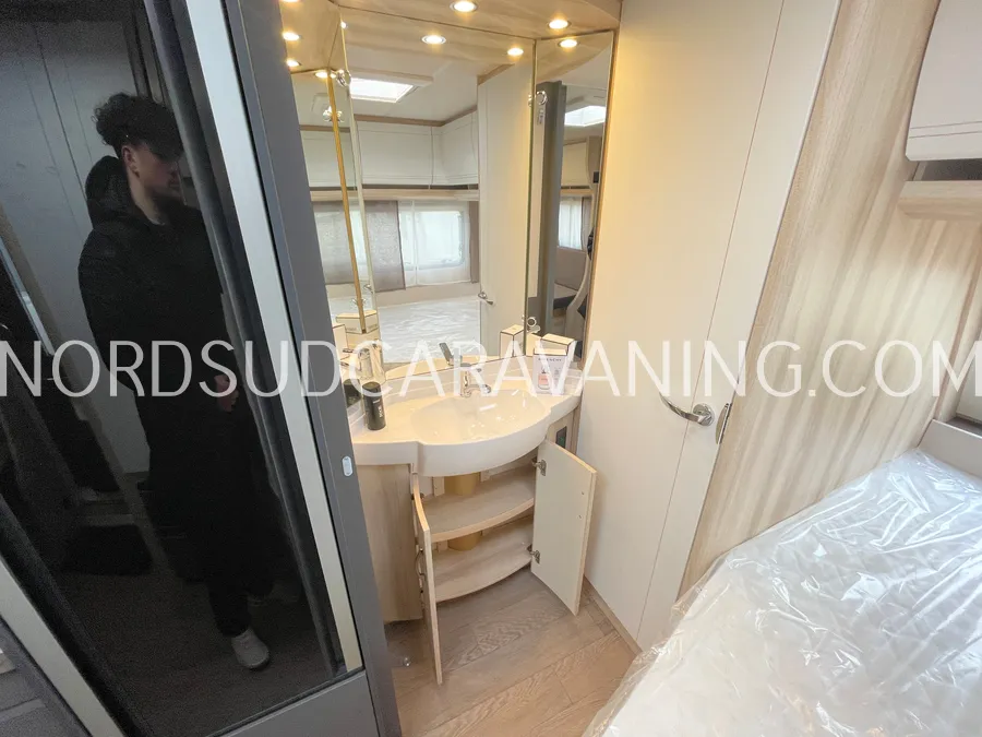 Caravane - Hobby - 460 UFE de Luxe - 2026