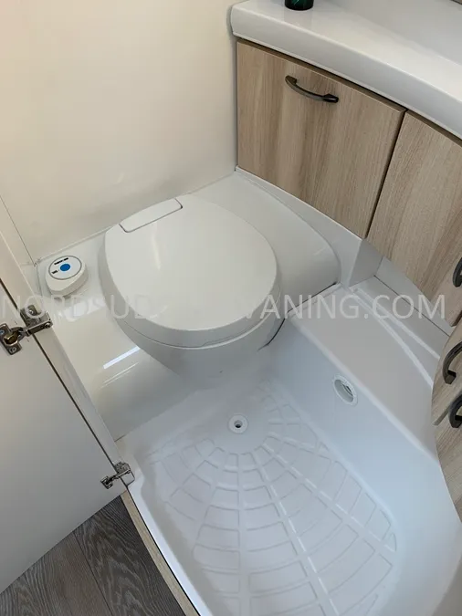 Caravane - Hobby - 490 KMF de Luxe - 2026