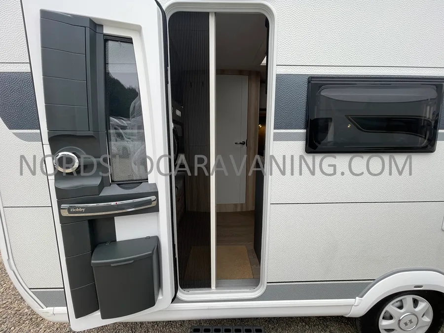 Caravane - Hobby - 490 KMF de Luxe - 2026