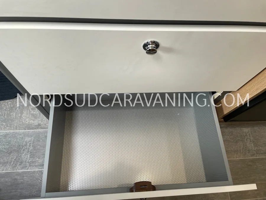 Fourgon aménagé - Giottiline - GIOTTIVAN 60 BE YOUNG - 2026