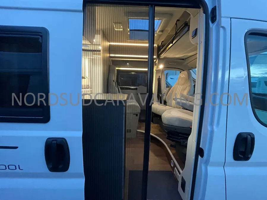 Fourgon aménagé - Possl - SUMMIT SHINE 600L