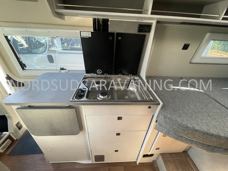 Fourgon aménagé - Possl - SUMMIT SHINE 600L