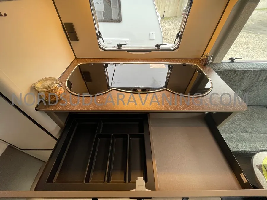 Caravane - Burstner - B66 AVERSO 465 TS - 2026
