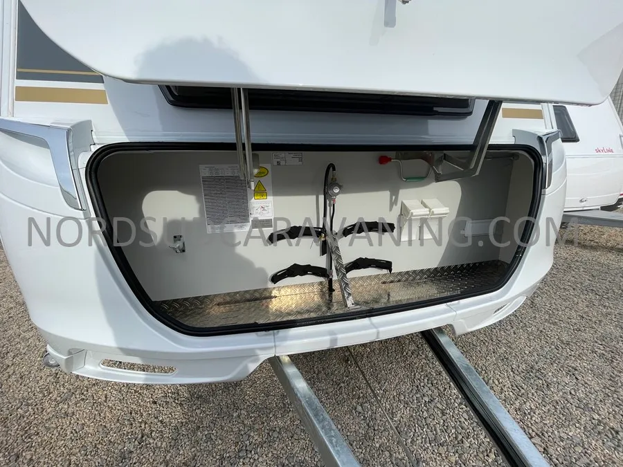 Caravane - Burstner - B66 AVERSO 465 TS - 2026