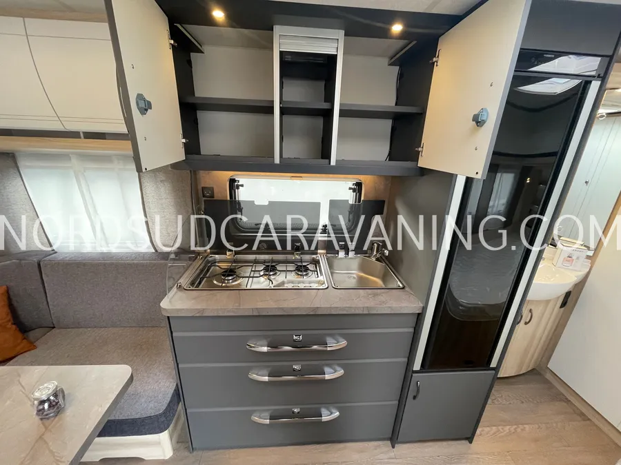 Caravane - Hobby - 460 UFE de Luxe - 2026