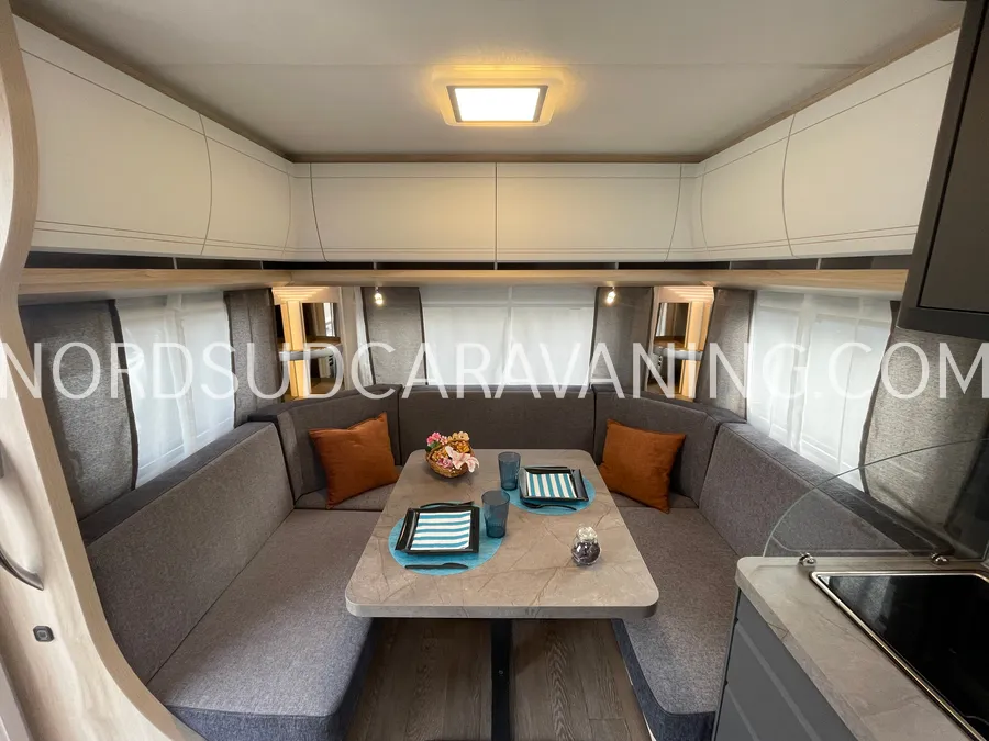 Caravane - Hobby - 460 UFE de Luxe - 2026