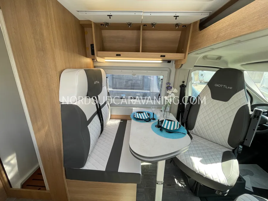 Fourgon aménagé - Giottiline - 54T Première Édition - BOITE AUTO - 2027