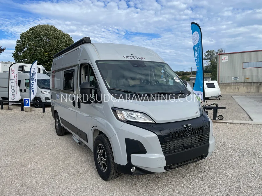 Fourgon aménagé - Giottiline - 54T Première Édition - BOITE AUTO - 2027