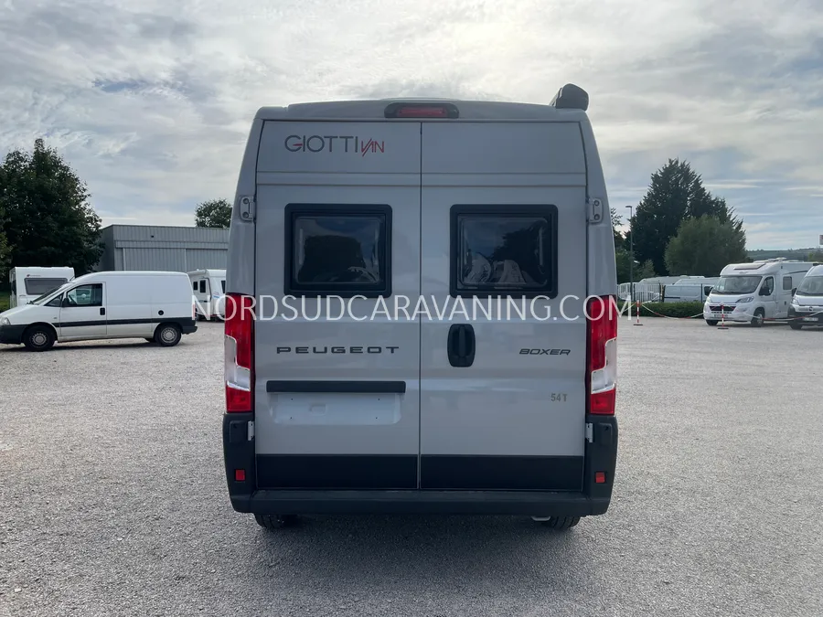 Fourgon aménagé - Giottiline - 54T Première Édition - BOITE AUTO - 2027