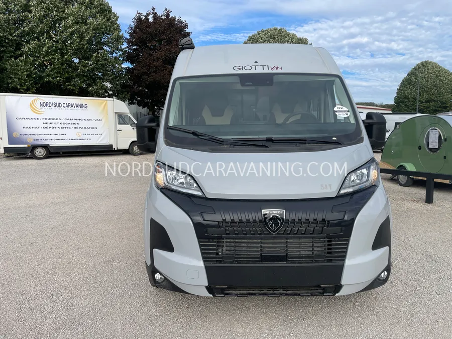 Fourgon aménagé - Giottiline - 54T Première Édition - BOITE AUTO - 2027