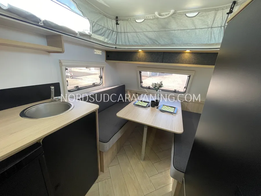 Caravane - Silver - Mini Freestyle 270 - 2027