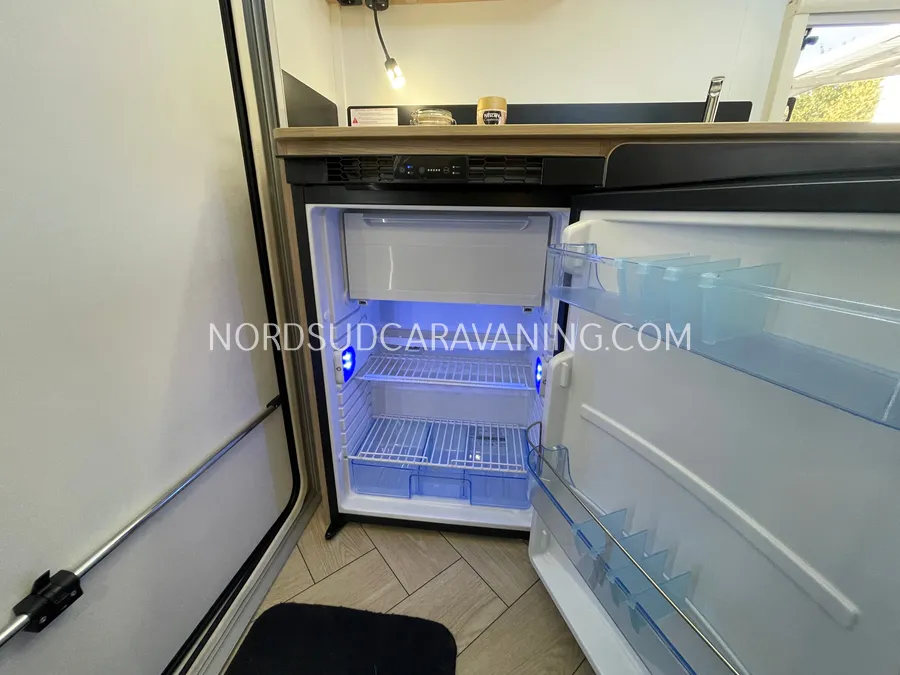 Caravane - Silver - Mini Freestyle 270 - 2027