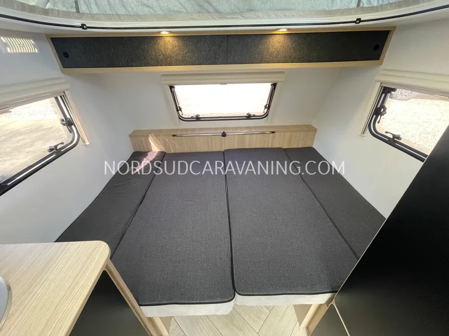 Caravane - Silver - Mini Freestyle 270 - 2027