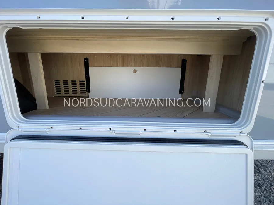 Caravane - Silver - Mini Freestyle 270 - 2027