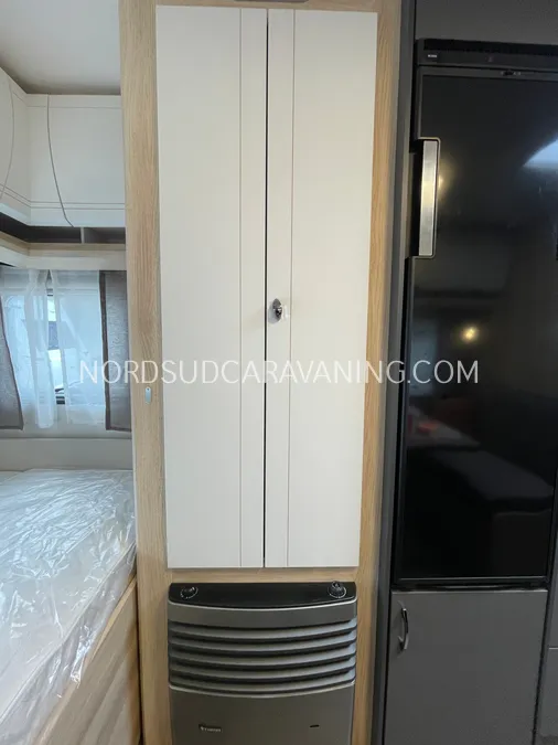 Caravane - Hobby - De Luxe 490 KMF - 2027