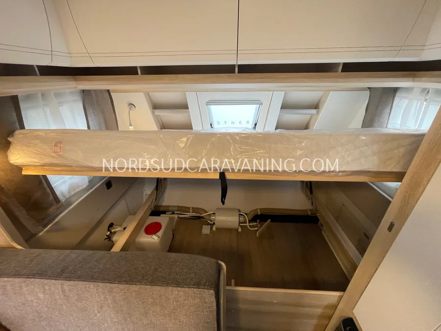 Caravane - Hobby - De Luxe 490 KMF - 2027