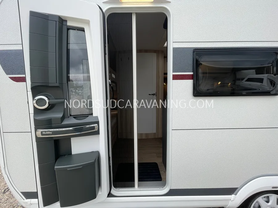 Caravane - Hobby - De Luxe 490 KMF - 2027