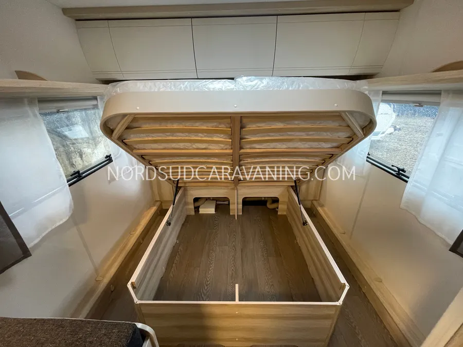 Caravane - Hobby - De Luxe 460 SFF - 2027