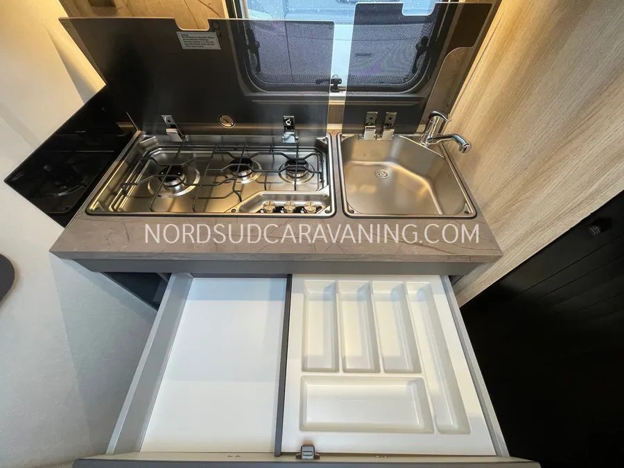 Caravane - Hobby - De Luxe 460 SFF - 2027