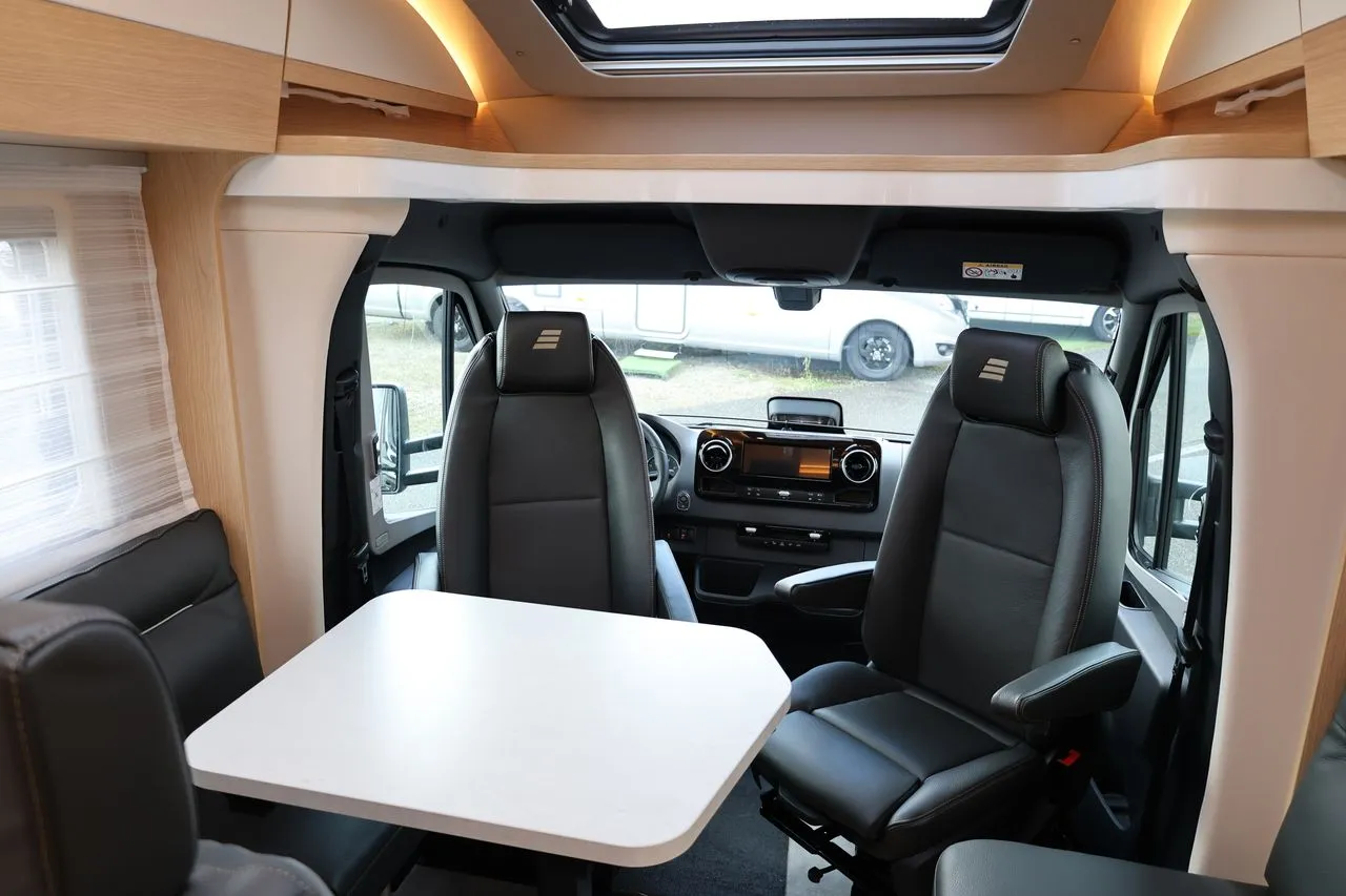 Camping-car - Hymer - BMC T 680 Blackline - 2025