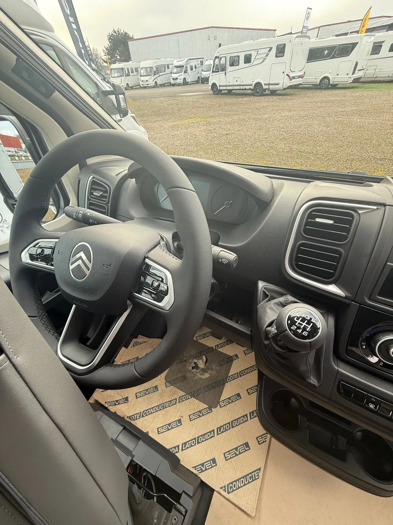 Camping-car - Sunlight - V60 Adventure - 2026