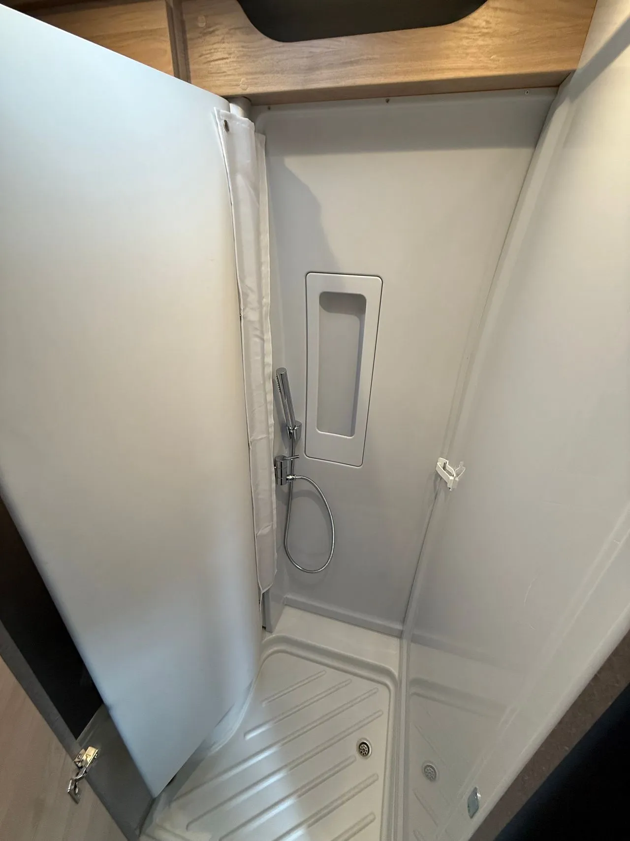 Fourgon aménagé - Dethleffs - GLOBETRAIL ACTIVE 600 DS - 2026